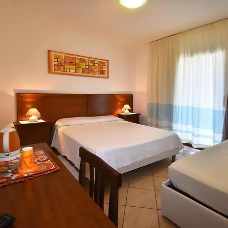 מלון Il Girasole 3*