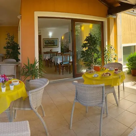 Szálloda Il Girasole 3*